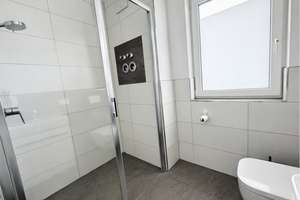 Licht, Garten & Komfort: 4,5 Zimmer auf 160,5 m² barrierefreies Wohnen in bester Lage – Die vollständige Adresse der Immobilie erhältst du vom Anbieter., 53474 Bad Neuenahr-Ahrweiler – Vorschaubild 20
