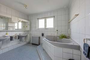 Sehr ruhiges Wohnen mit viel Privatsphäre – Die vollständige Adresse der Immobilie erhältst du vom Anbieter., 70563 Österfeld, Stuttgart – Vorschaubild 16