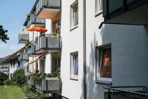 Einziehen u. wohlfühlen: Modernes Wohnen mit Balkon und Loggia – Stettiner Ring 1, 38440 Wolfsburg – Vorschaubild 1