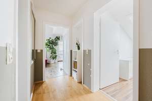 Attraktive 4-Zimmer-Dachgeschosswohnung mit Weitblick – Die vollständige Adresse der Immobilie erhältst du vom Anbieter., 88069 Tettnang – Vorschaubild 3