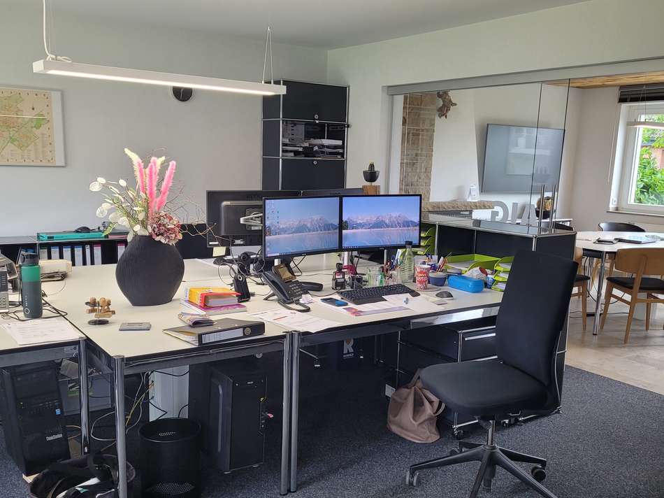 Büro 1 - Wohnzimmer 1