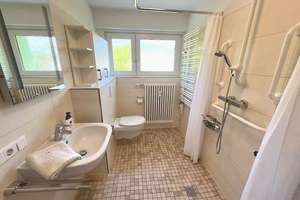 Zweifamilienhaus   -  Gartentraum - bezugsfrei, saniert & Bestlage ! – Die vollständige Adresse der Immobilie erhältst du vom Anbieter., 79822 Titisee-Neustadt – Vorschaubild 21