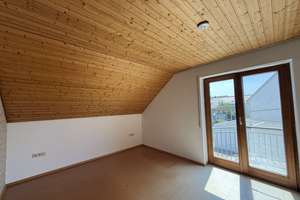 Schöne 3,5-Zi.-Wohnung mit EBK, Loggia, Garage und Stellplatz in NU-Burlafingen – Die vollständige Adresse der Immobilie erhältst du vom Anbieter., 89233 Neu-Ulm – Vorschaubild 6