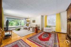 Sofort verfügbarer, gepflegter Bungalow mit Einzelgarage, auf großzügigem Grundstück, zentrale Lage – Die vollständige Adresse der Immobilie erhältst du vom Anbieter., 93333 Neustadt an der Donau – Vorschaubild 2