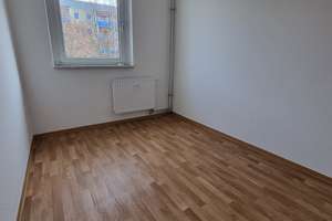 Günstige 3-Zimmer-Wohnung mit Nähe zu Salzelmen – Garbsener Str. 42, 39218 Schönebeck (Elbe) – Vorschaubild 9