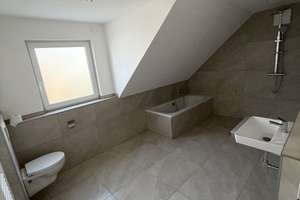 Neues Zuhause in Burgau: Helle 3-Zimmer-Wohnung mit Balkon
