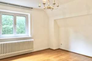 Klassisches Rotklinkerhaus mit 230 m² Wohnfläche. – Die vollständige Adresse der Immobilie erhältst du vom Anbieter., 22359 Volksdorf, Hamburg – Vorschaubild 11
