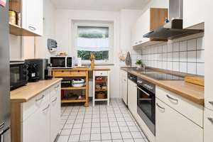 Vermietete 4-Zimmer-Wohnung mit Wintergarten mitten in Kaiserswerth! Fußläufig zum Ortskern! – Die vollständige Adresse der Immobilie erhältst du vom Anbieter., 40489 Kaiserswerth, Düsseldorf – Vorschaubild 7