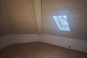 Helle 2-Zimmer-Dachgeschosswohnung, sofort verfügbar in Wiesbaden-Bierstadt – Kloppenheimer Straße 4, 65191 Bierstadt, Wiesbaden – Vorschaubild 6