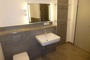 54 m² großes Wohnzimmer!!! - Exklusive 4-Raum-Maisonette mit vielen Extras – Ulmenstr. 3b, 9112 Kaßberg, Chemnitz – Vorschaubild 8