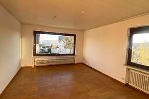 Großzügiges Mehrfamilienhaus mit schönem Garten in Hiddenhausen – Die vollständige Adresse der Immobilie erhältst du vom Anbieter., 32120 Hiddenhausen – Vorschaubild 4