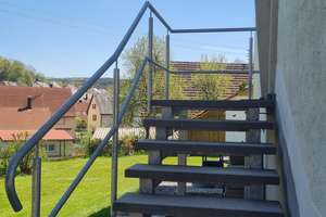 Idyllisches Wohnglück: Charmantes Einfamilienhaus mit Traumgarten – Vaihinger-Hof-Str. 13, 72369 Zimmern unter der Burg – Vorschaubild 3