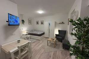 27338 HomeCompany Dresden Möbliert/Furnished Studio Apartment in Dresden-Weixdorf max. 2/15  Pers... – Die vollständige Adresse der Immobilie erhältst du vom Anbieter., 1108 Weixdorf, Dresden – Vorschaubild 1