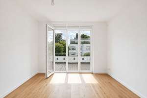 Komfort trifft Design – Barrierefreie Eigentumswohnung mit Aufzug – Die vollständige Adresse der Immobilie erhältst du vom Anbieter., 10245 Friedrichshain, Berlin – Vorschaubild 1
