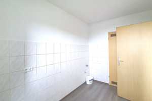 Gemütliche 3 Zimmerwohnung im 2. Obergeschoss (Aufzug !) – Ypernstr. 186, 57072 Siegen-Wittgenstein (Kreis) – Vorschaubild 7