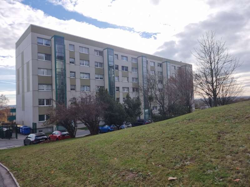 Bereit für Ideen - 3.-R.-Whg. mit Balkon & Weitblick, Zwickau Kreis – Bild 2