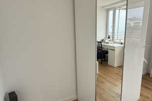 Vollmöbliertes helles Zimmer in 3-WG mit dem Balkon ab dem ersten September 2025  – Gerhart-Hauptmann-Ring 5, 81737 München – Vorschaubild 4