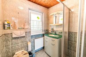 Einfamilienhaus in Crimmitschau
Neue Heizung, Garten, Nebengelass  – Die vollständige Adresse der Immobilie erhältst du vom Anbieter., 8451 Crimmitschau – Vorschaubild 23