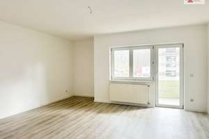Frisch renovierte 3-Zimmerwohnung mit Balkon in beliebte Lage von Zwickau! – Trillerstraße 35, 8066 Gebiet Talstraße/Trillerberg, Zwickau – Vorschaubild 2