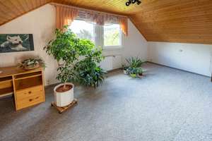 Einzugsbereites, großzügiges EFH mit grüner Gartenoase – Die vollständige Adresse der Immobilie erhältst du vom Anbieter., 36466 Stadtlengsfeld – Vorschaubild 9
