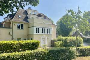 Wunderschöne Maisonette-Wohnung mit viel Raum und sonnigem Balkon in Groß Borstel – Die vollständige Adresse der Immobilie erhältst du vom Anbieter., 22453 Groß Borstel, Hamburg – Vorschaubild 5