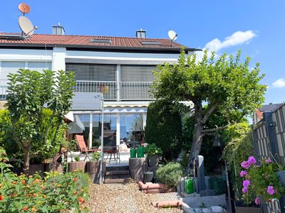 GUT AUSGESTATTETES REIHENENDHAUS  MIT 3 STELLPLÄTZEN