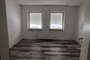 Modernisierte Wohnung im Herzen von Hagen mit großzügigem Balkon – Elberfelder Straße 51, 58095 Mittelstadt, Hagen – Vorschaubild 6