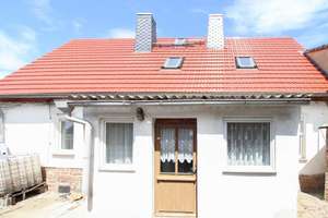 Platz für Ihre Ideen: Sanierungsbedürftiges Einfamilienhaus mit Garten und Nebengebäuden in Löbejün – Die vollständige Adresse der Immobilie erhältst du vom Anbieter., 6193 Löbejün – Vorschaubild 11
