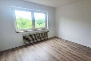 ***Schöne Wohnung in Oberhausen Schmachtendorf zu vermieten*** – Schmachtendorfer Str. 158, 46147 Sterkrade-Nord, Oberhausen – Vorschaubild 2