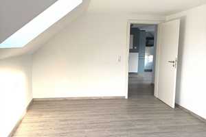 Kaiser Konzept Immobilien: Saniertes Zweifamilienhaus mit 3 Wohneinheiten in zentraler Lage – Ludwigsburg (Kreis) – Vorschaubild 7