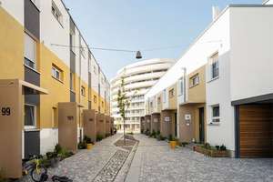 Exklusives Reiheneckhaus in Dornstadt mit Dachterrasse und Garten – Seeweg 39, 89160 Dornstadt – Vorschaubild 1