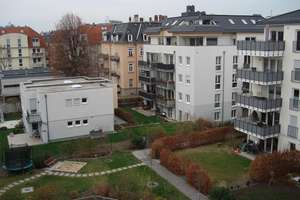 Besichtigung: Schöner Altbau - EBK, gr. Südbalkon, TG-Platz, Badewanne, Keller, Gartenbenutzung – Dornblüthstraße 22, 1277 Striesen-Ost, Dresden – Vorschaubild 8