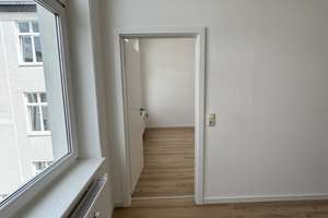Frisch renovierte 2 Raumwohnung mit EBK , Fensterbad und Keller – Gustav-Adolf-Straße 37, 39104 Altstadt, Magdeburg – Vorschaubild 4