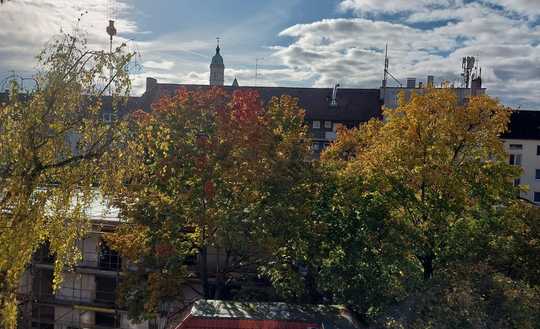 Besichtigung 10. & 11. April - Helle Maisonettewohnung mit Dachterrasse in der Innenstadt