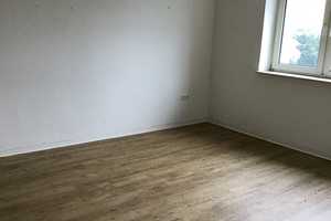 Hier macht wohnen Spaß: 3-Zimmer-Wohnung – Hertzweg 11, 23568 Lübeck – Vorschaubild 1