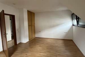 Charmante 2-Zimmer Dachgeschosswohnung in Stuttgart-Vaihingen – Die vollständige Adresse der Immobilie erhältst du vom Anbieter., 70563 Österfeld, Stuttgart – Vorschaubild 6