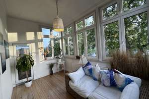 Charmante 4-Zimmer-Altbau-Wohnung mit Balkon und Erkerzimmer in der Azenbergstraße – Die vollständige Adresse der Immobilie erhältst du vom Anbieter., 70174 Relenberg, Stuttgart – Vorschaubild 2