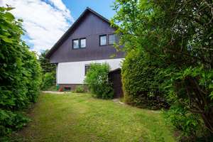 Privater Rückzugsort in Buckow – Doppelhaushälfte mit Garten, zwei Terrassen & Sauna – Die vollständige Adresse der Immobilie erhältst du vom Anbieter., 12349 Buckow, Berlin – Vorschaubild 1