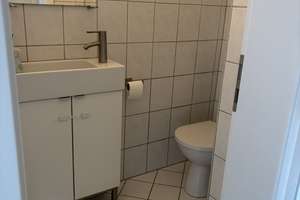 Wohnen mit Charakter: Modernisierte, lichtdurchflutete Vier-Zimmer-Wohnung in Altdorf – Jusistraße 4, 72655 Altdorf – Vorschaubild 15