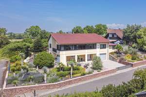 Modernisiert für Ihre Familie: Großzügiges Architektenhaus in traumhafter Weinbergsrandlage! – Die vollständige Adresse der Immobilie erhältst du vom Anbieter., 76831 Billigheim-Ingenheim – Vorschaubild 12