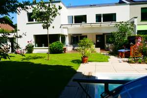 Triple A Haus mit 304 qm Whfl. und Stadtwaldblick in Deckstein