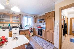 Gepflegtes Haus in Hunderdorf. – Die vollständige Adresse der Immobilie erhältst du vom Anbieter., 94336 Hunderdorf – Vorschaubild 6