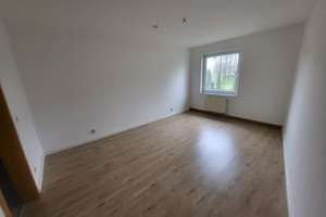 Ruhige  2-Raum Wohnung in Chemnitz-Hilbersdorf – Die vollständige Adresse der Immobilie erhältst du vom Anbieter., 9131 Hilbersdorf, Chemnitz – Vorschaubild 3