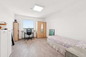 Großzügige 4-Zimmer-Eigentumswohnung mit zwei Balkonen, Tiefgarage und Weitblick – Die vollständige Adresse der Immobilie erhältst du vom Anbieter., 45289 Burgaltendorf, Essen – Vorschaubild 7