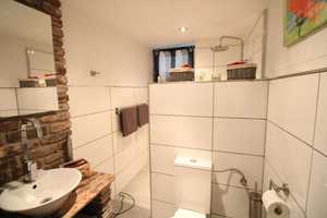 Rarität! Kernsaniertes Loft im Hinterhof mit Wintergarten, Sauna und Garage + Einliegerwohnung!  – Solingen – Vorschaubild 11