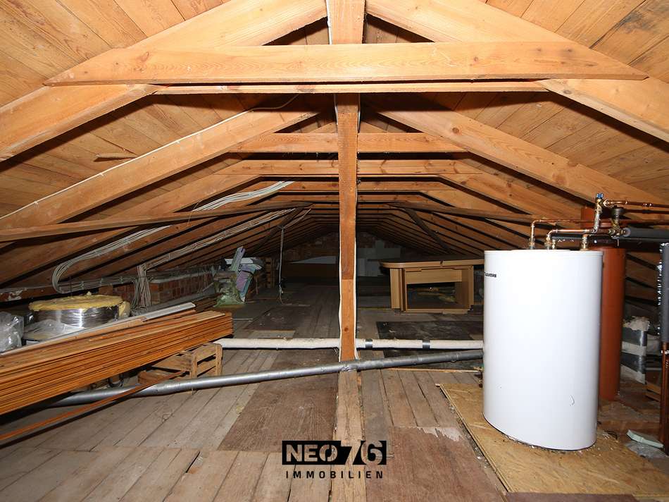 Dach mit Haustechnik