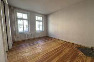 Beste Lage: Frei werdende 3,5-Zimmer-Wohnung im EG mit Balkon & Gartenblick! – Die vollständige Adresse der Immobilie erhältst du vom Anbieter., 24105 Blücherplatz, Kiel – Vorschaubild 4