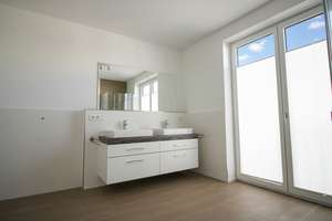 MODERNES STADTHAUS IN INNENSTADTLAGE MIT DACHTERRASSE  - DIREKT EINZUGSBEREIT – Die vollständige Adresse der Immobilie erhältst du vom Anbieter., 38440 Stadtmitte (Ortsteil), Wolfsburg – Vorschaubild 14