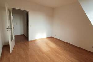 Gemütliche Maisonettewohnung mit Balkon sucht neue Mitbewohner! – Grünstraße 16, 39124 Neue Neustadt, Magdeburg – Vorschaubild 5