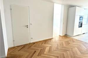 Neu renovierte 4-Zimmer-Wohnung mit Balkon, Aufzug & Tiefgarage am Cramer-Klett-Park – Äußere Cramer-Klett-Straße 5, 90489 Wöhrd, Nürnberg – Vorschaubild 2